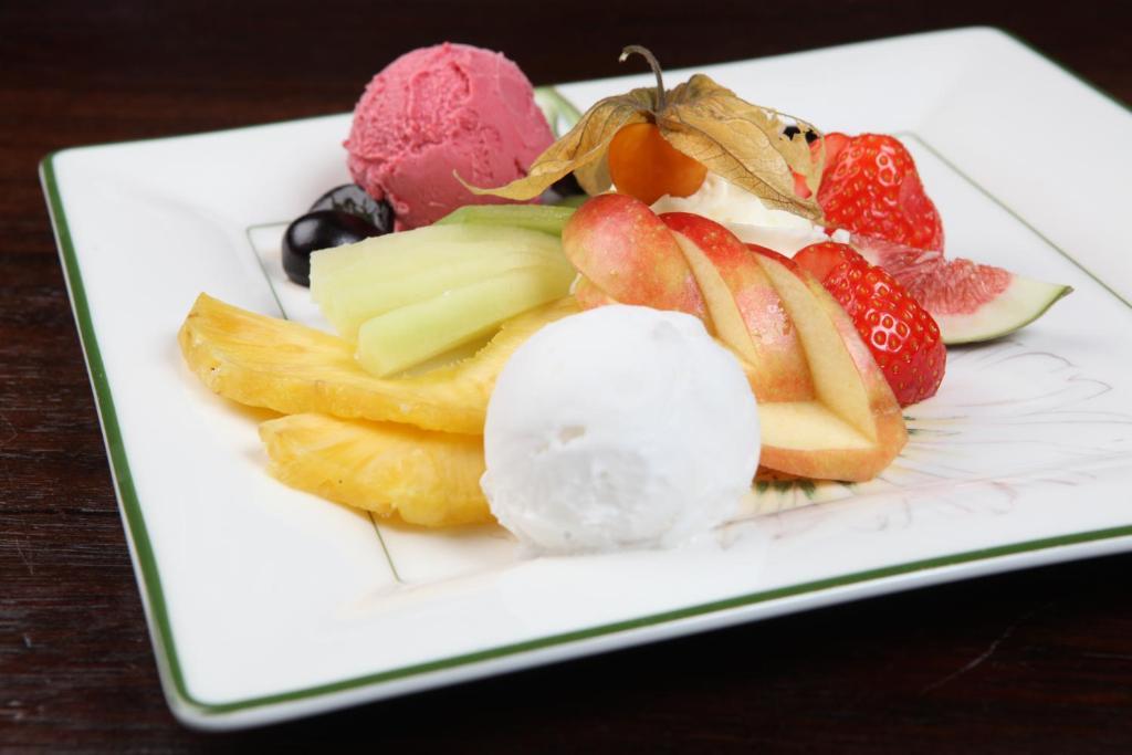 Hotel Restaurant De Hoogt Maasdam Dış mekan fotoğraf